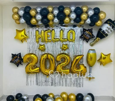 Say Hello To New Year Decor