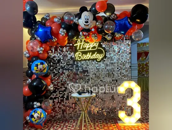 Mickey Funhouse Birthday Decor