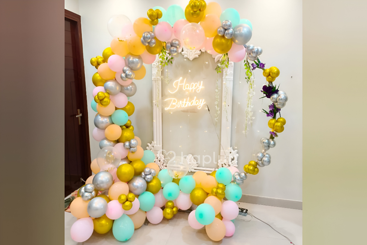 Dreamy Ring Birthday Setup