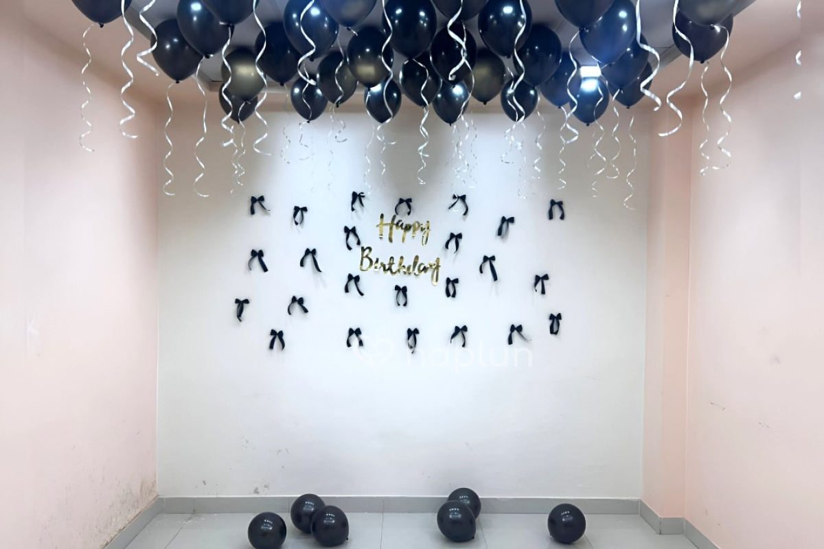 Simple Black Bow Birthday Decor