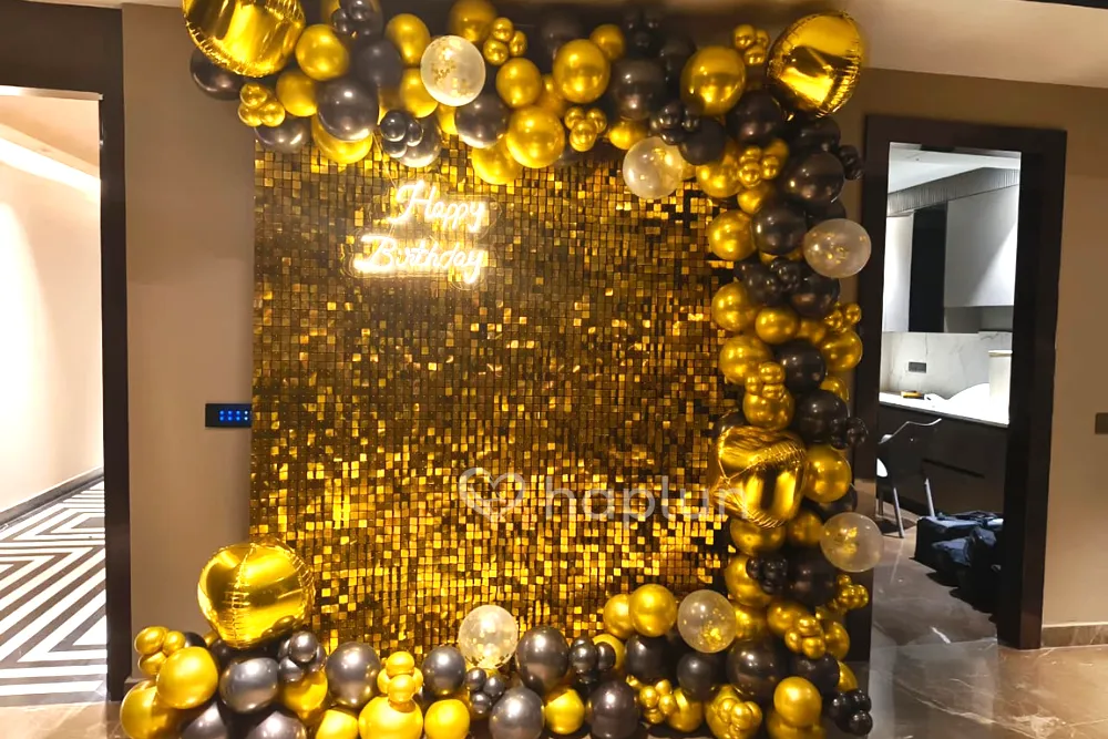 Black and Golden Sequin Balloon Decor