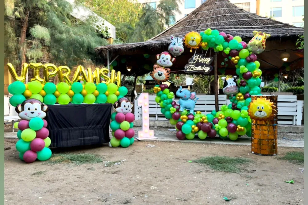 Jungle Safari Premium Decor