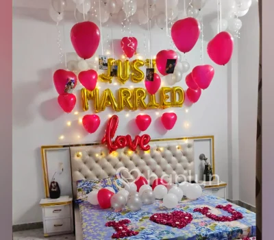 Just Married Love Balloon Decor