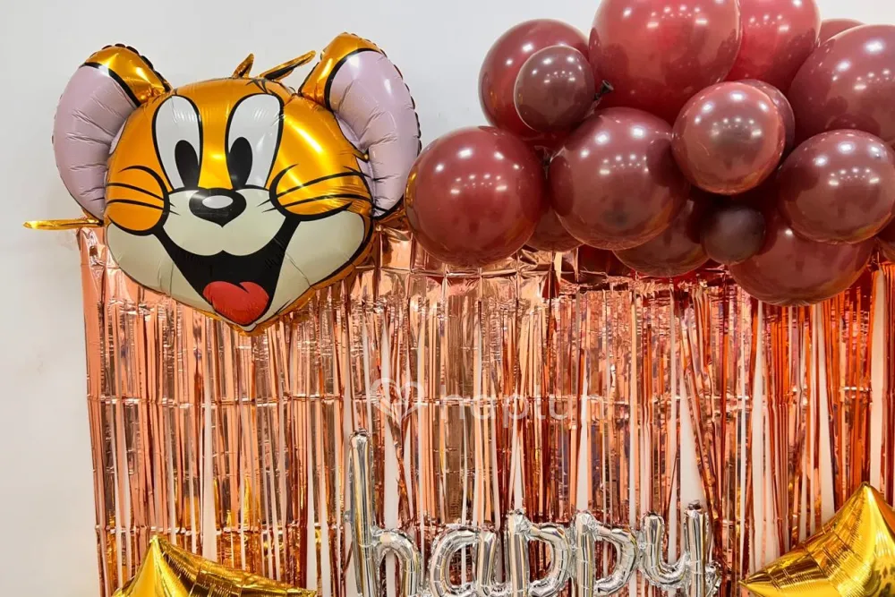 Cartoon Birthday Party Decor