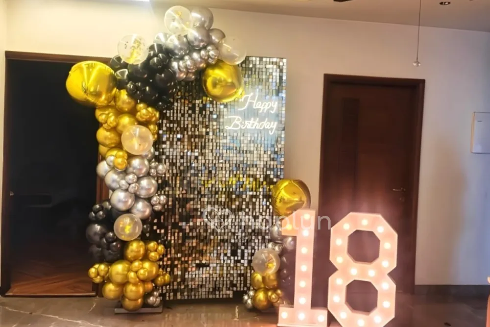 Elegant Golden & Silver Sequin Decor