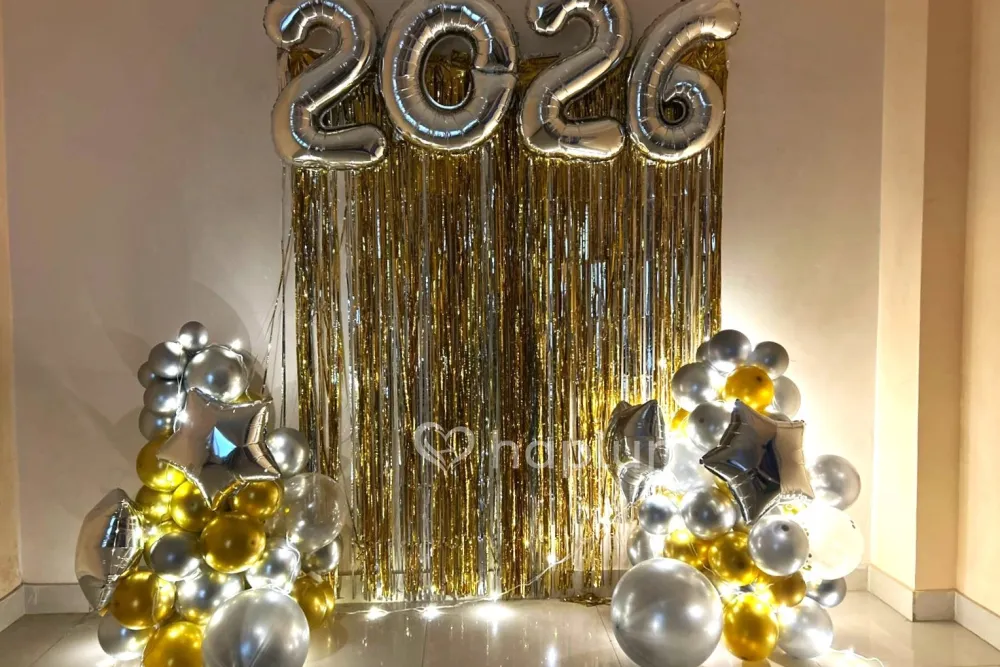 Happy New Year Decor