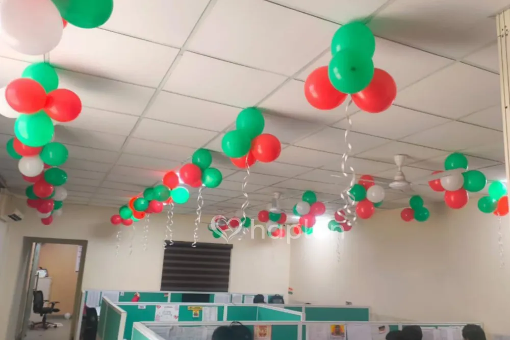 Office Christmas Balloon Decoration