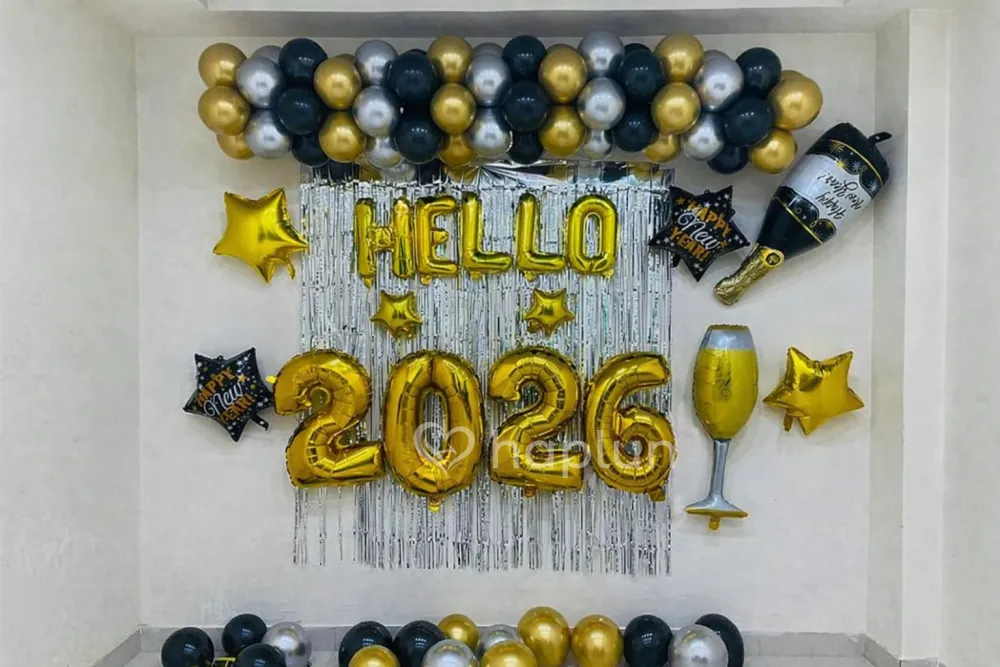 Say Hello To New Year Decor