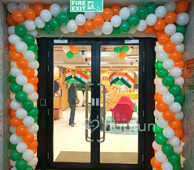 Tri Color Gate Decoration