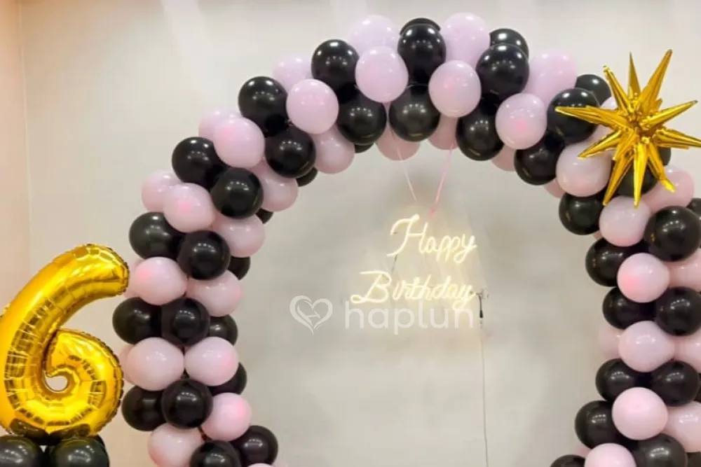 Birthday Ring Decor