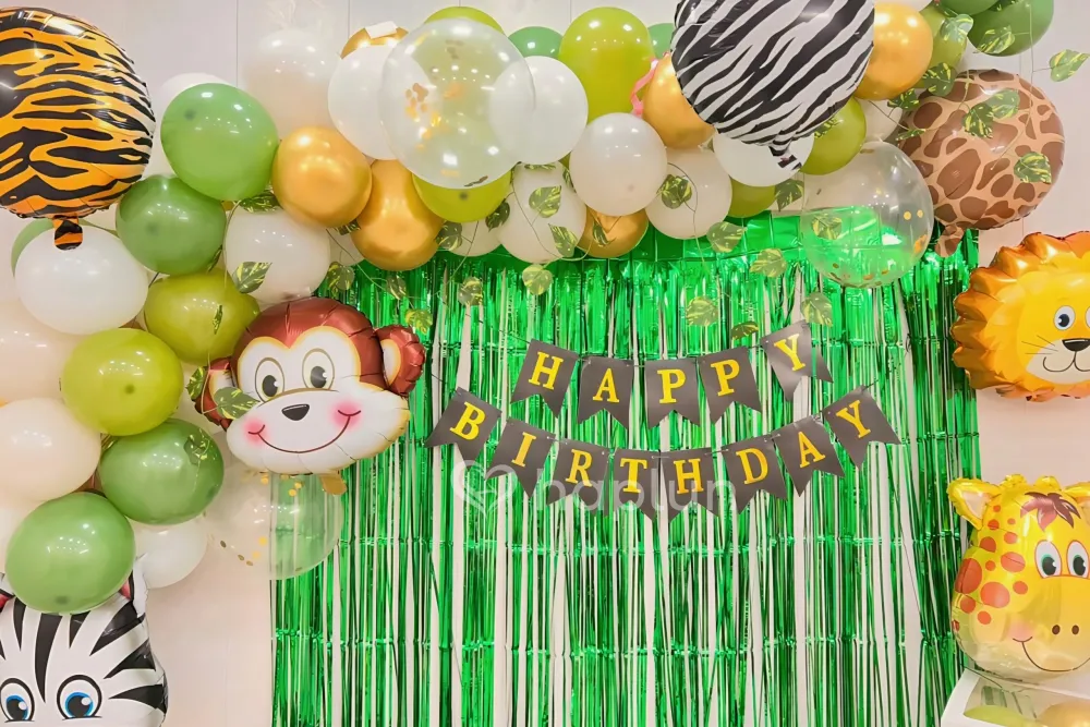 Animal Kingdom Birthday Decor