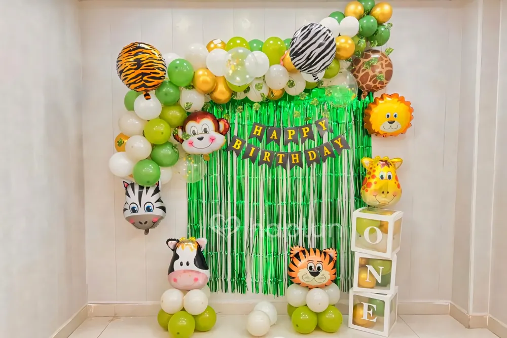 Animal Kingdom Birthday Decor