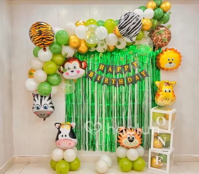 Animal Kingdom Birthday Decor