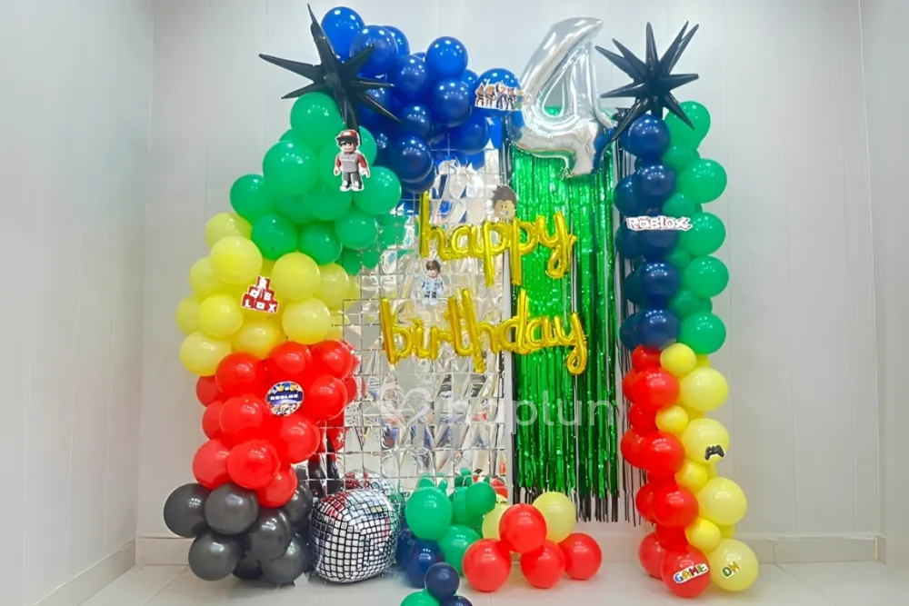 Roblox Adventurous Decor for Kids
