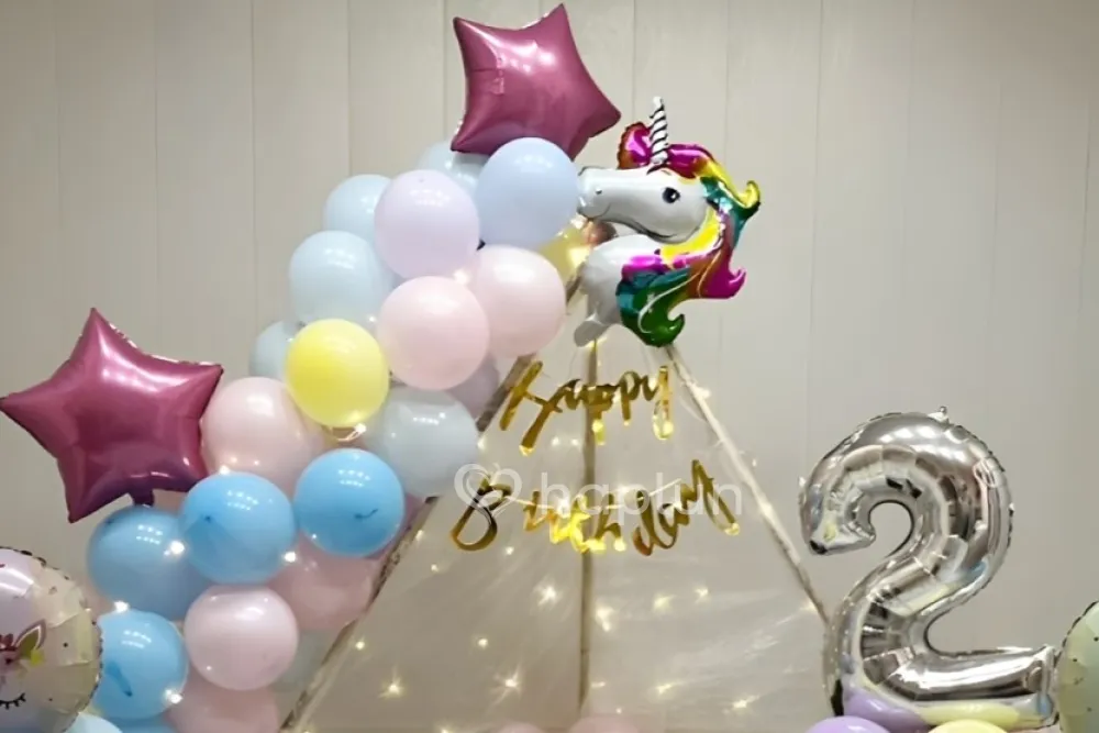 Unicorn Cabana Balloon Setup