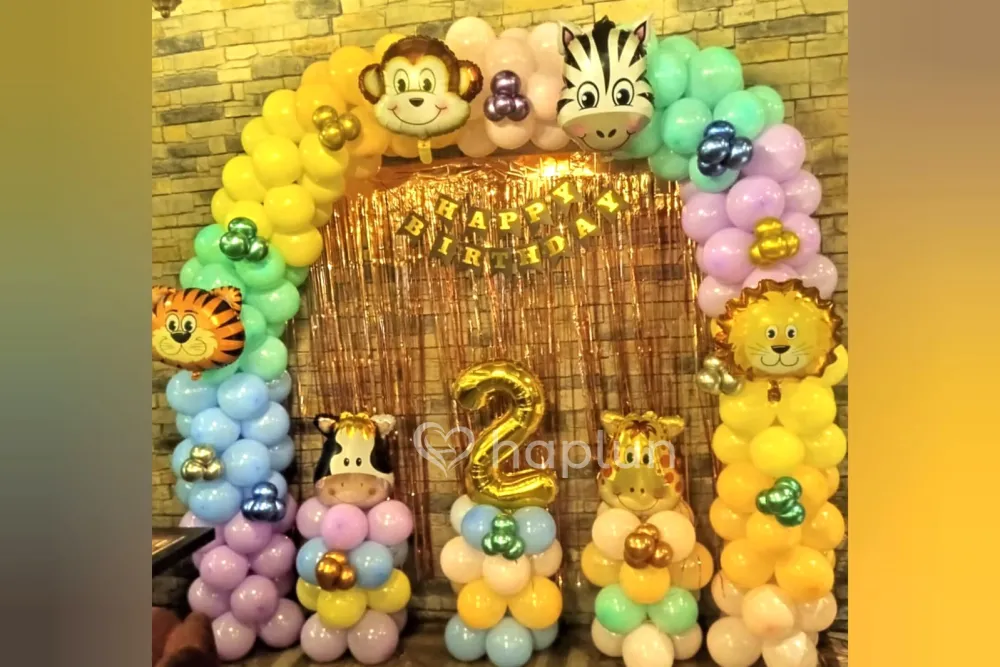 Colorful Jungle Theme Decoration