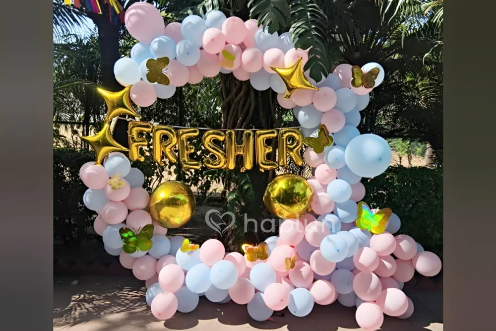 Fresher Party Balloon Decor