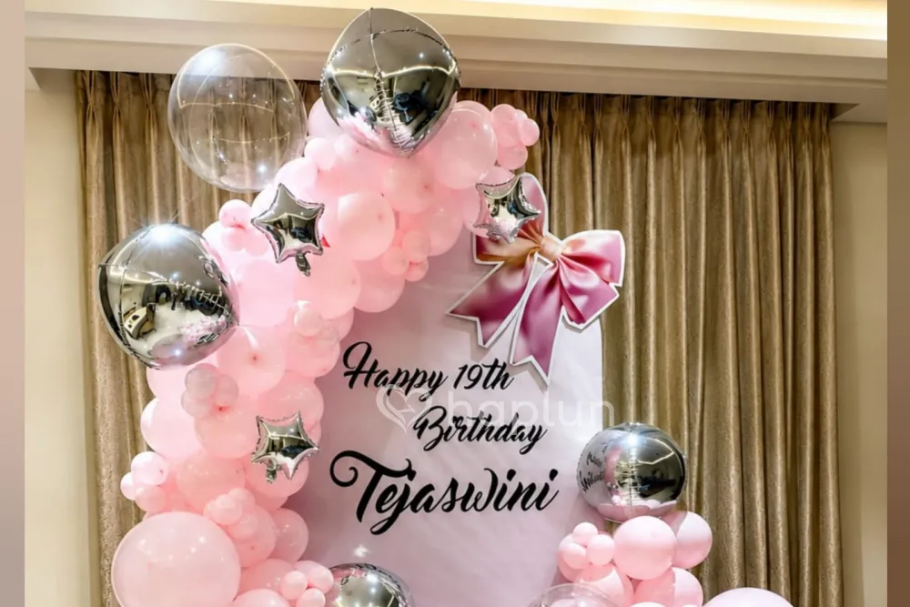 Classic Pink Bow Decor