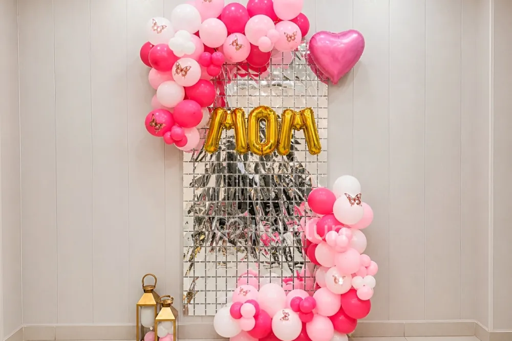 Mothers Day Surprise Decoration