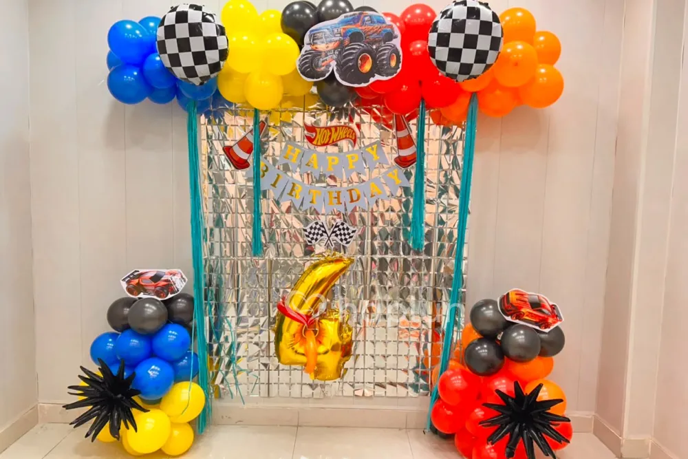 Speedy Hot Wheel Track Decor