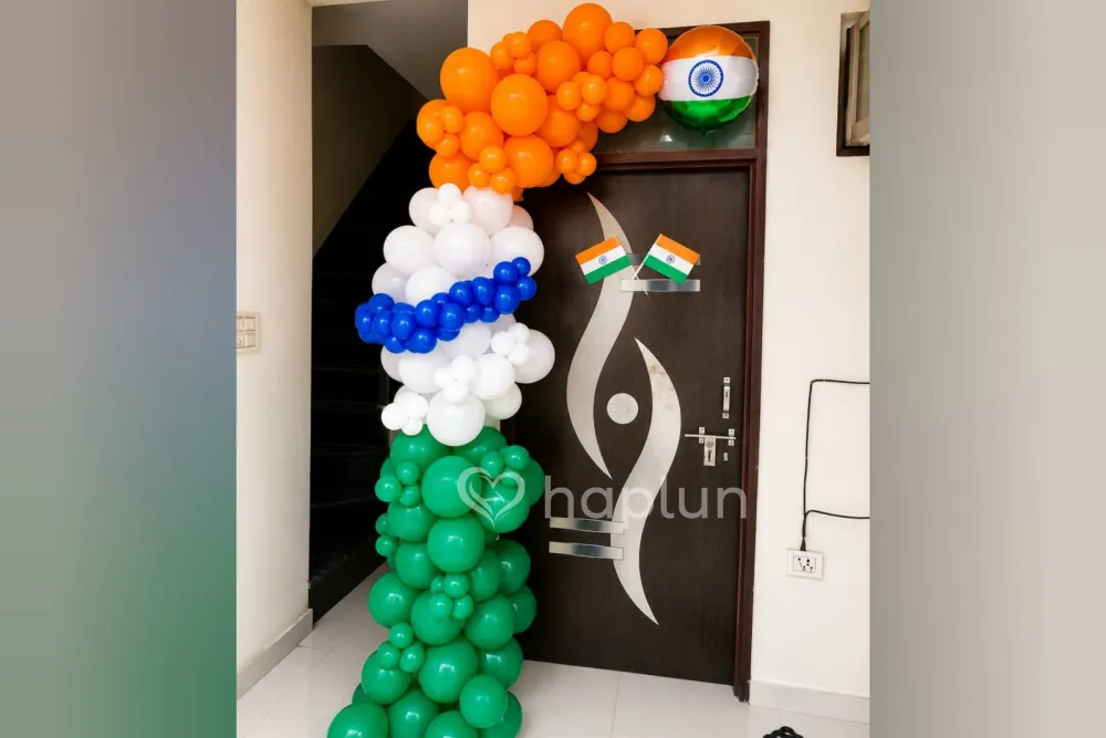 Gate Decor for Independence Day