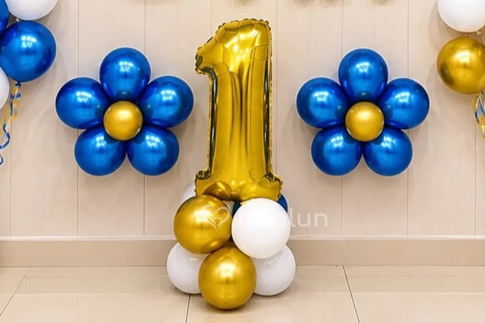 Balloon Decoration with Number Foil