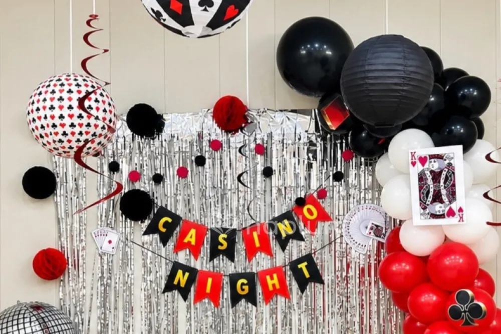 Card Party Decor