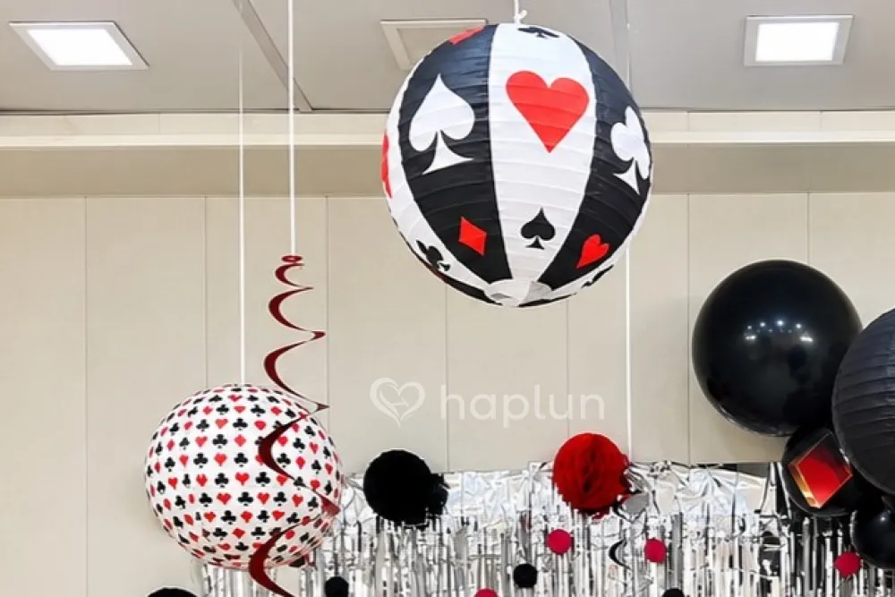 Playing Cards Balloon Decoration