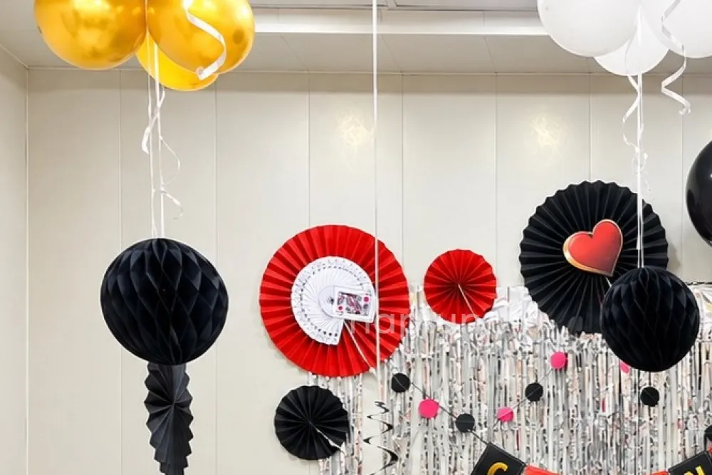 Premium Card Theme Balloon Decor