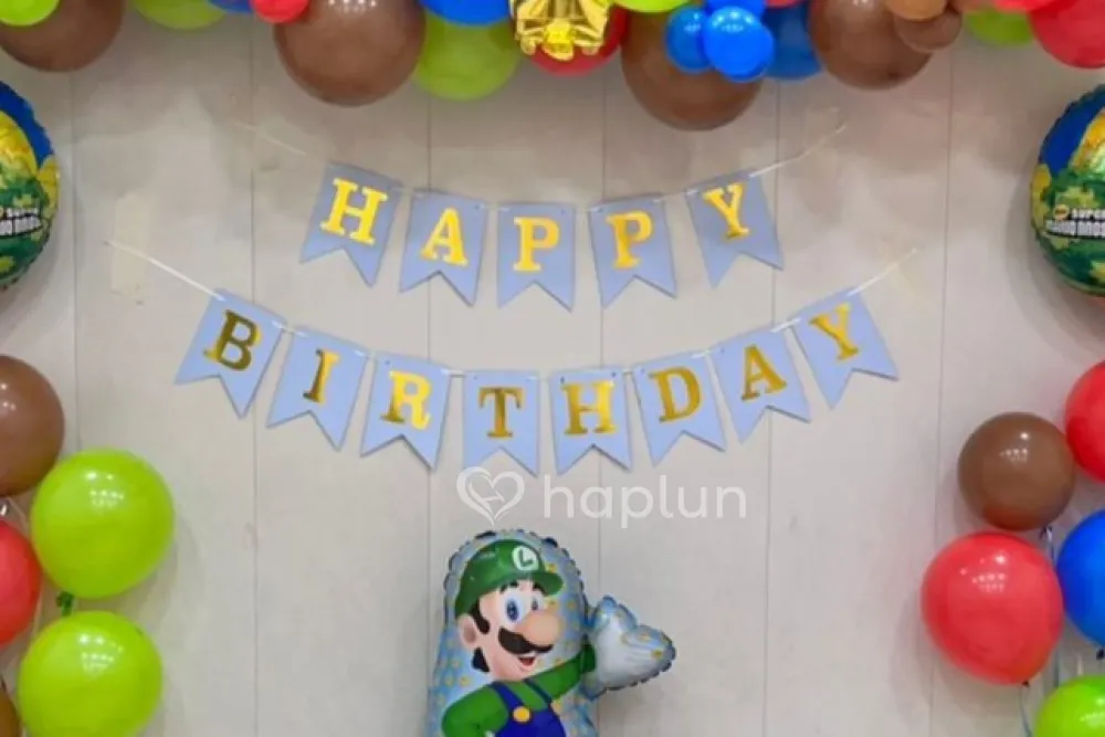Super Mario Balloon Decor