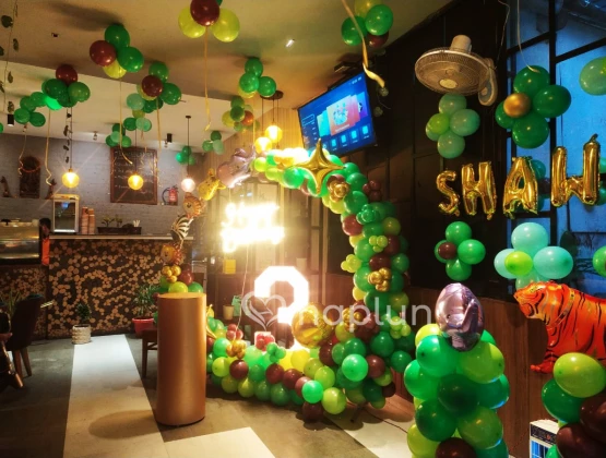Cafe  Hall  Jungle Theme  Decoration