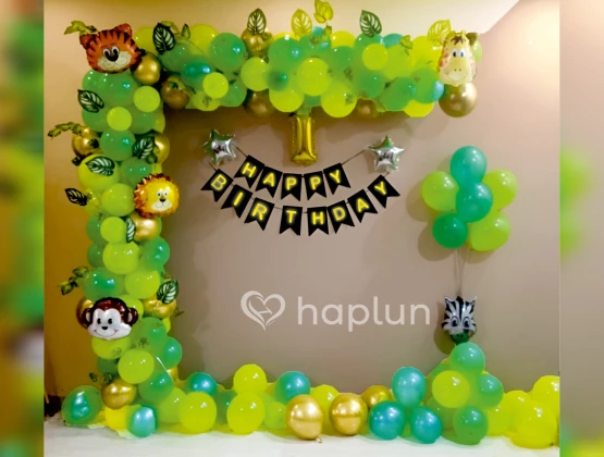 Jungle theme birthday decoration