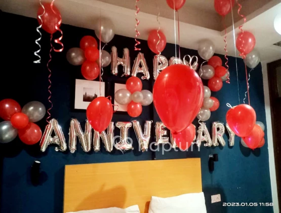Anniversary decoration for love