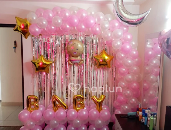 Baby girl welcome decor